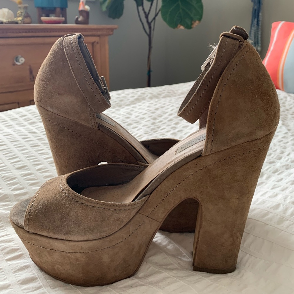Steve Madden suede platform heels